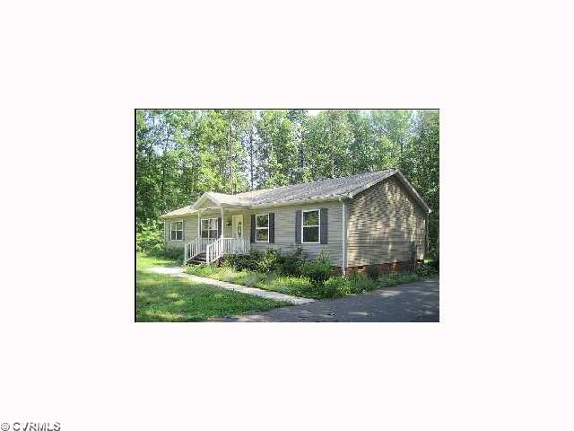 93 Fisher Dr, Mineral, VA 23117 photo 1