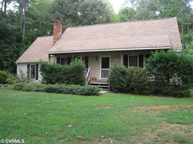 111 Walnut Ln, King William, VA 23086 photo 1
