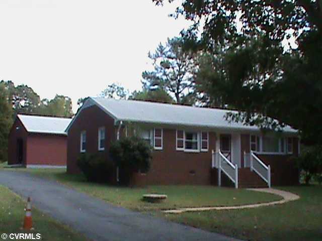101 Antioch Dr, Sandston, VA 23150 photo 1