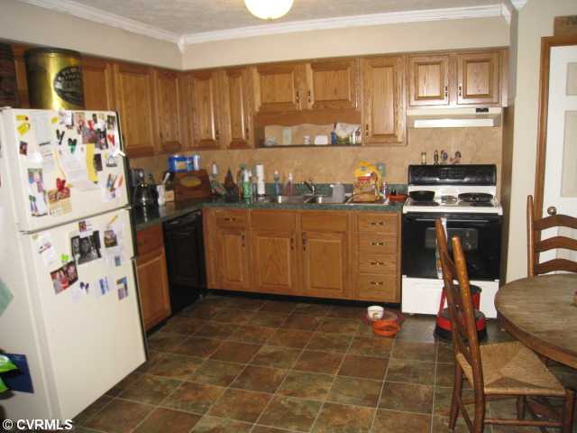2671 Dorrell Rd, Aylett, VA 23009 photo 5