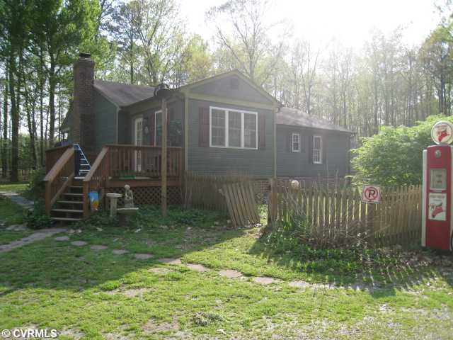 2671 Dorrell Rd, Aylett, VA 23009 photo 2