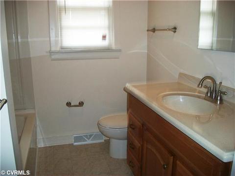 20417 Cox Rd, Sutherland, VA 23885 photo 9