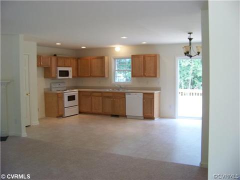 7602 Cypress Dr, Lanexa, VA 23089 photo 2