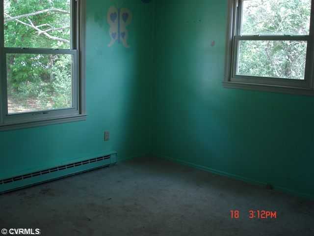 29319 Delaware Rd, Franklin, VA 23851 photo 4
