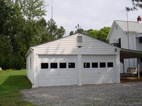 622 Buckley Hall Rd, Dutton, VA 23050 photo 2