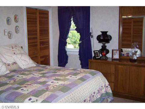 2840 Delfin Rd, Midlothian, VA 23112 photo 6