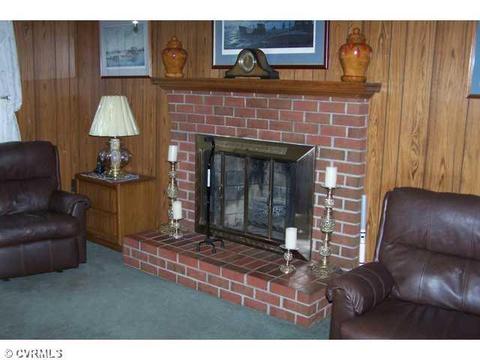 2840 Delfin Rd, Midlothian, VA 23112 photo 4