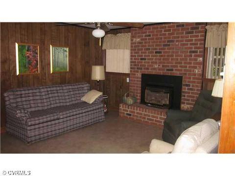 9116 Dabney Dr, Sutherland, VA 23885 photo 5