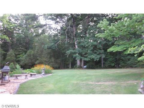 9116 Dabney Dr, Sutherland, VA 23885 photo 10