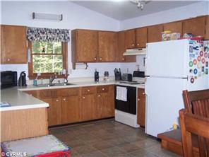 3175 Cooley Rd, Gum Spring, VA 23065 photo 1