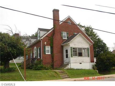 301 E Second St, Farmville, VA 23901 photo 4