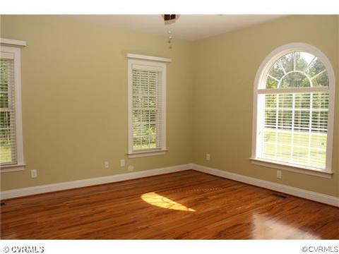 3011 Stone Castle Ln, Sandy Hook, VA 23153 photo 2