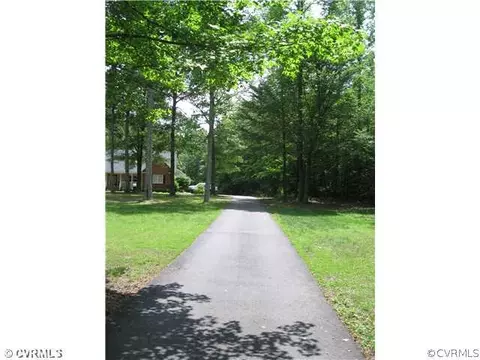 8473 Mount Eagle Rd, Ashland, VA 23005 photo 10