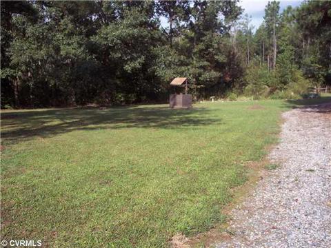 709 Millstone Ln, Brodnax, VA 23920 photo 2