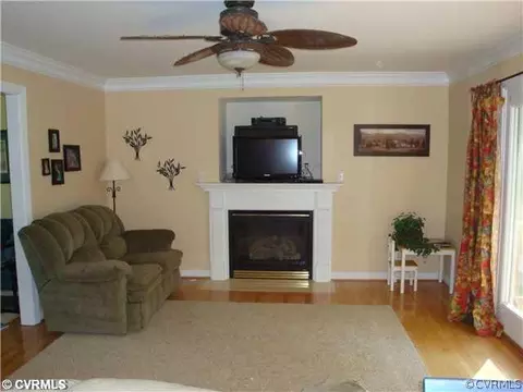 2790 Fallen Creek Dr, Sandy Hook, VA 23153 photo 4