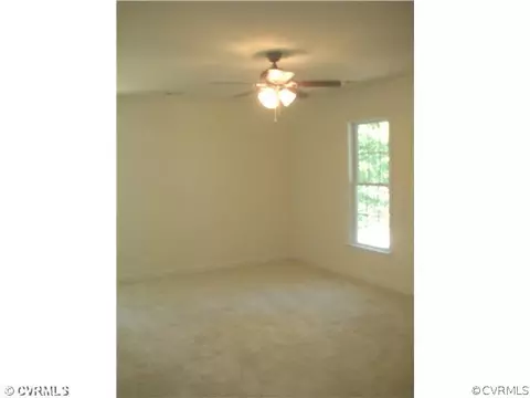 7100 Chateaugay Ln, Midlothian, VA 23112 photo 5