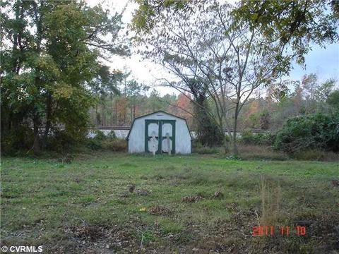 7416 Ecella Rd, Zuni, VA 23898 photo 4