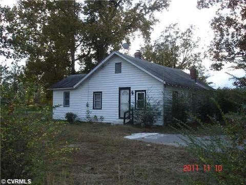 7416 Ecella Rd, Zuni, VA 23898 photo 2