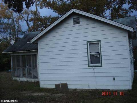7416 Ecella Rd, Zuni, VA 23898 photo 3