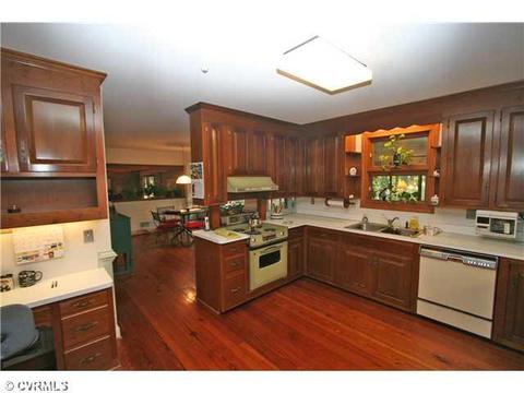 3711 Darby Dr, Midlothian, VA 23113 photo 8