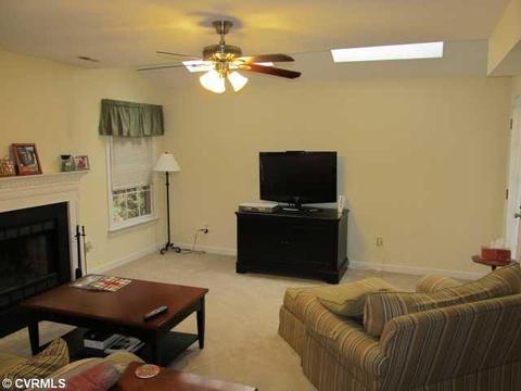 5521 Windy Ridge Dr, Midlothian, VA 23112 photo 4