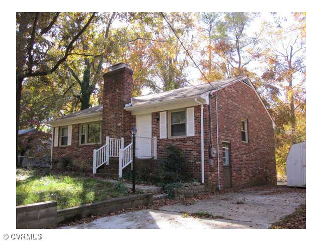 7376 Lakeshore Dr, Quinton, VA 23141 photo 1
