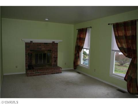 7000 Spring Trace Ter, Midlothian, VA 23112 photo 2