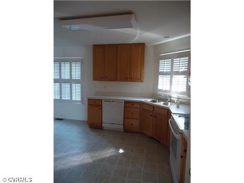 2931 Mariners Pl, Midlothian, VA 23112 photo 3