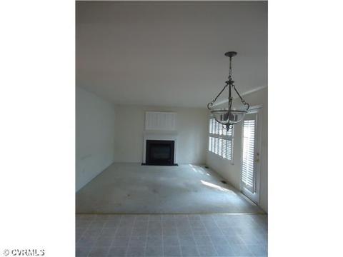 2931 Mariners Pl, Midlothian, VA 23112 photo 2