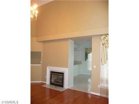 9288 Crossover Dr, Mechanicsville, VA 23116 photo 2