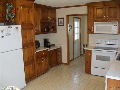 459 Courtney, Aylett, VA 23009 photo 2