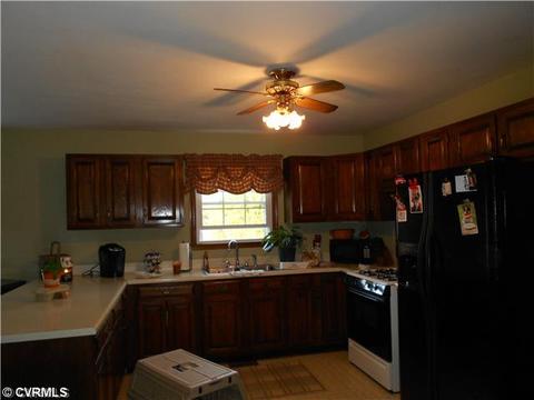 19320 Trench Dr, Sutherland, VA 23885 photo 3