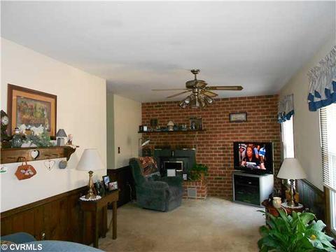 19320 Trench Dr, Sutherland, VA 23885 photo 2