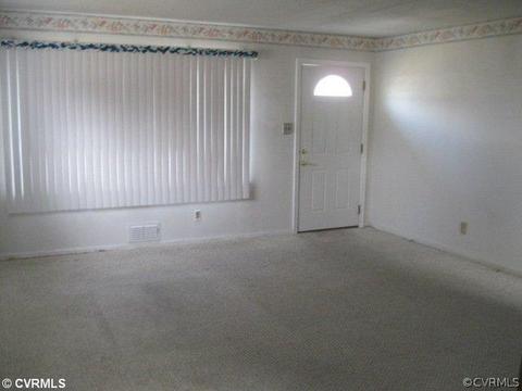101 E Gray St, Sandston, VA 23150 photo 2