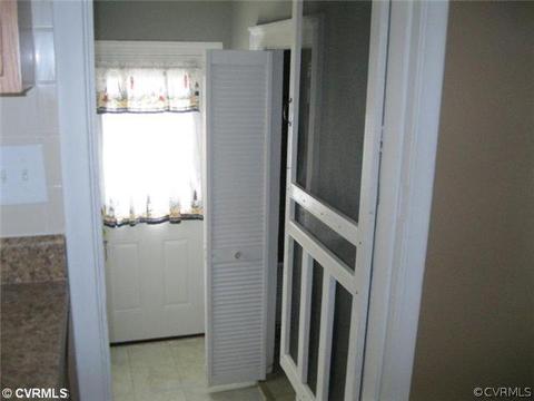 101 E Gray St, Sandston, VA 23150 photo 5