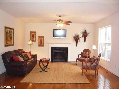 213 Wallingham Dr, Midlothian, VA 23114 photo 2