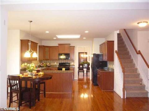 213 Wallingham Dr, Midlothian, VA 23114 photo 3