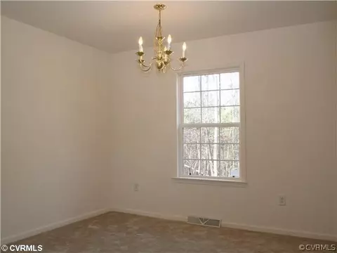 20456 Harris Dr, Sutherland, VA 23885 photo 5