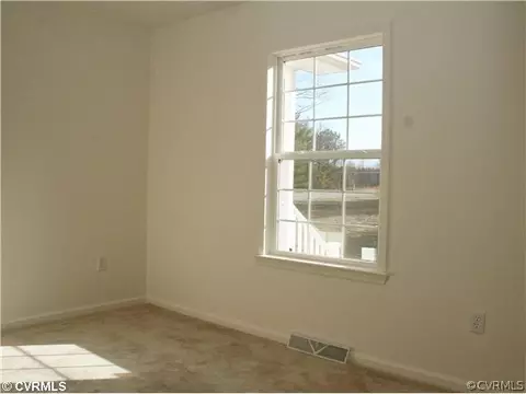20456 Harris Dr, Sutherland, VA 23885 photo 6