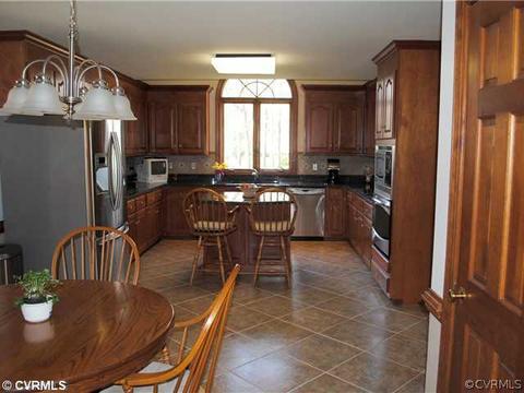 14111 Grangewood Rd, Midlothian, VA 23113 photo 5