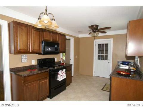 8412 Studley Rd, Mechanicsville, VA 23116 photo 2