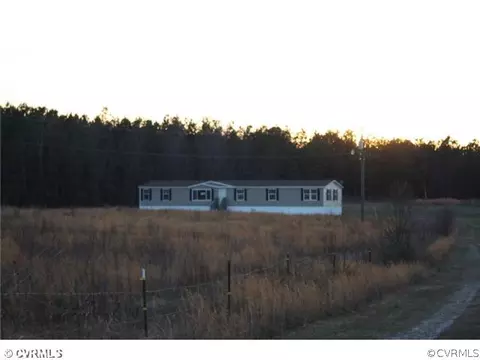 8860 Hobbs Mill Rd, Wilsons, VA 23894 photo 2