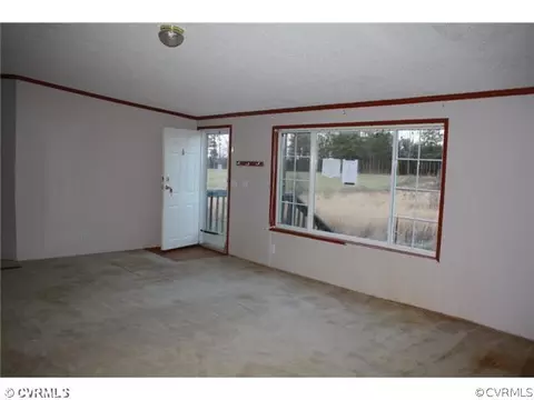 8860 Hobbs Mill Rd, Wilsons, VA 23894 photo 5