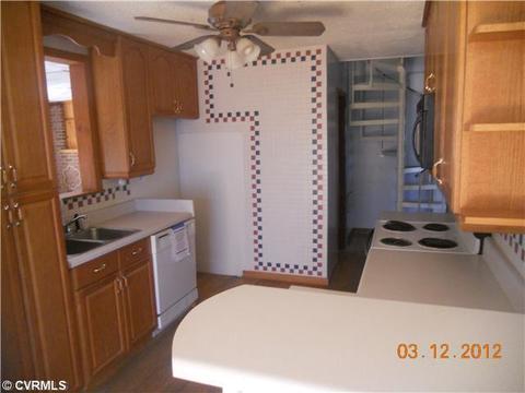 9 Gray St, Sandston, VA 23150 photo 2