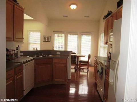 513 Krim Point Loop, Midlothian, VA 23114 photo 5