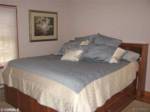 3577 Whitehall Rd, Sandy Hook, VA 23153 photo 5