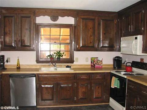 3577 Whitehall Rd, Sandy Hook, VA 23153 photo 3