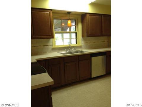 2000 Hickstead Rd, North Chesterfield, VA 23236 photo 9