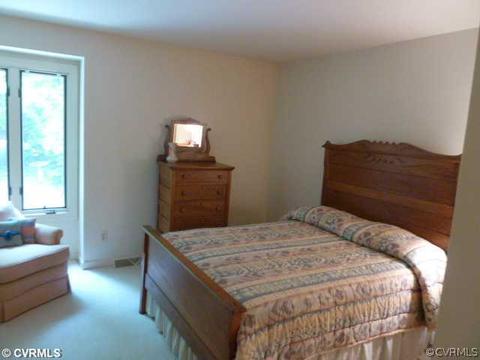 2404 Robert E Lee Rd, Powhatan, VA 23139 photo 9