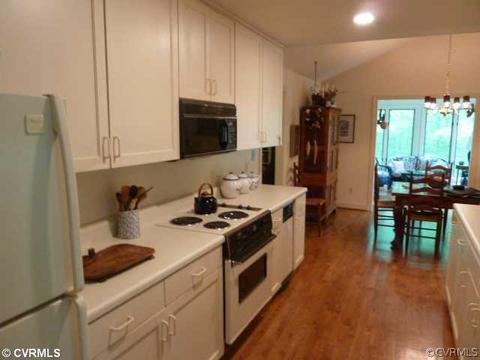 2404 Robert E Lee Rd, Powhatan, VA 23139 photo 8